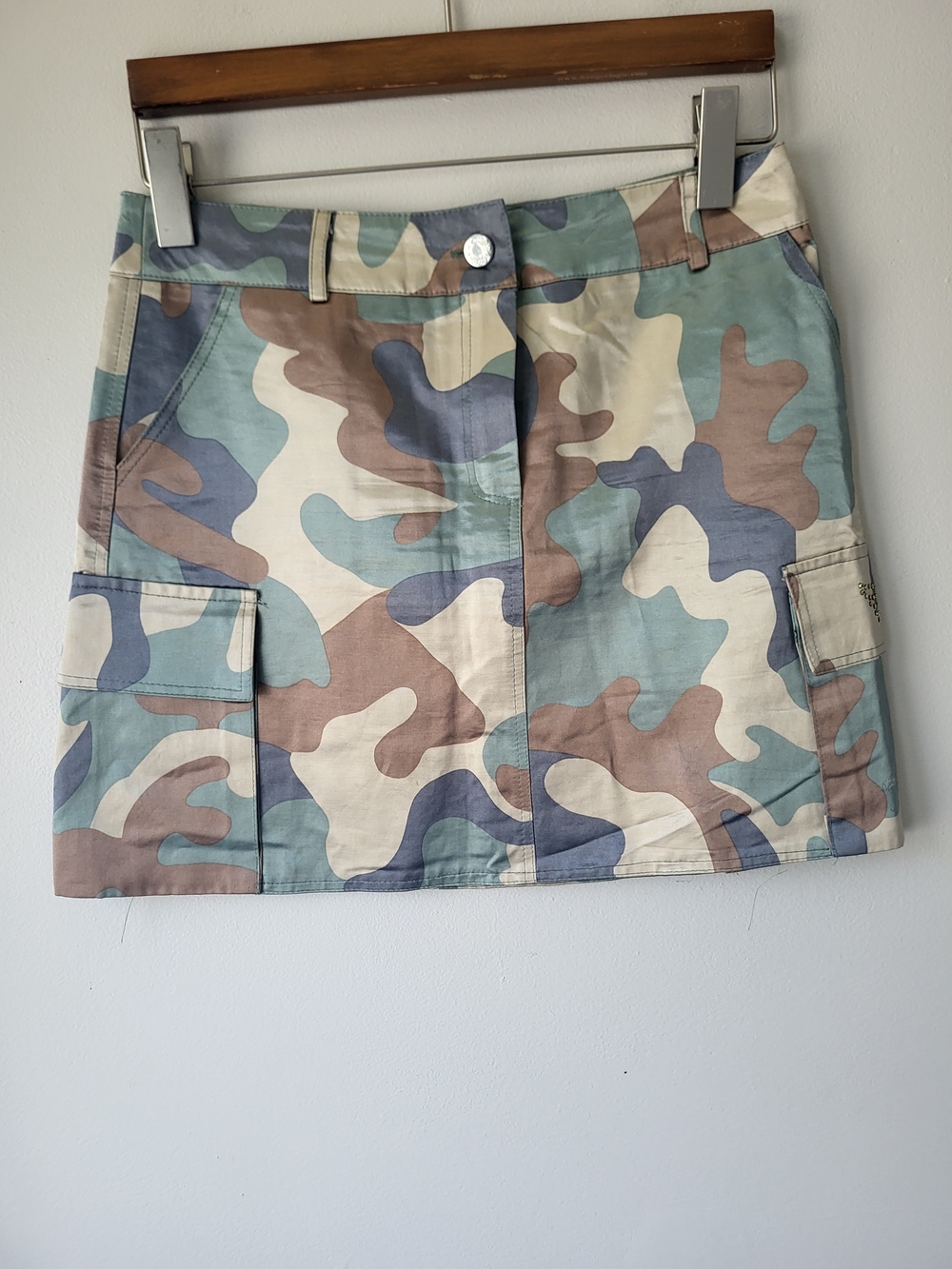 Satiny Camouflage Military Mini Skirt with Cargo Pockets